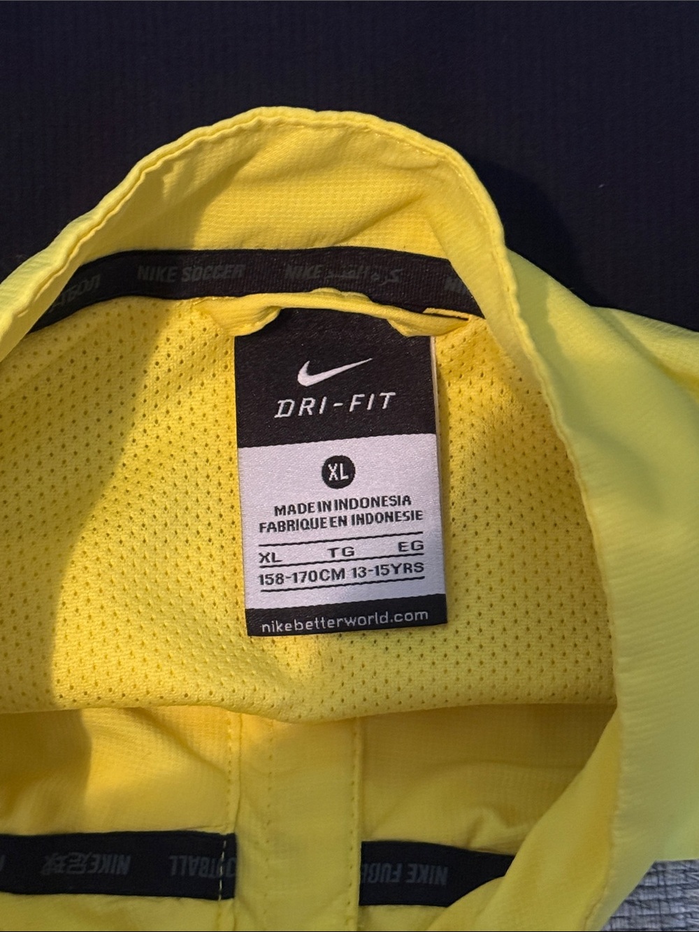 Nike Boy’s XL Barcelona Dri-fit tracksuit set - Picture 5 of 10